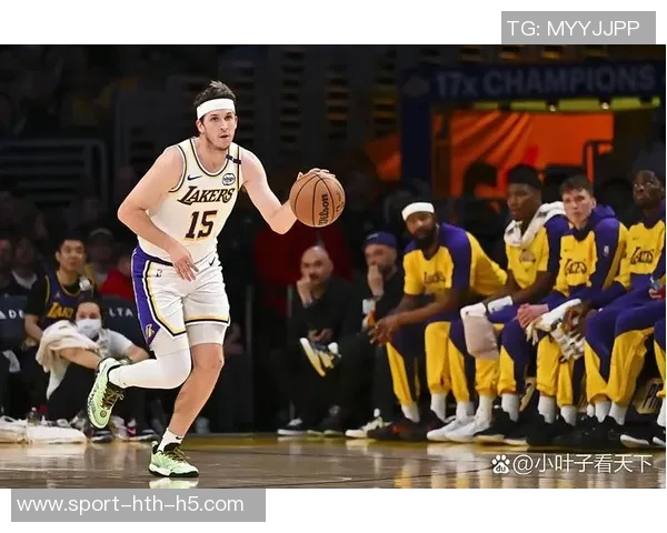 美媒热议里夫斯表现是否已成为湖人第二核心球员仅次于东契奇